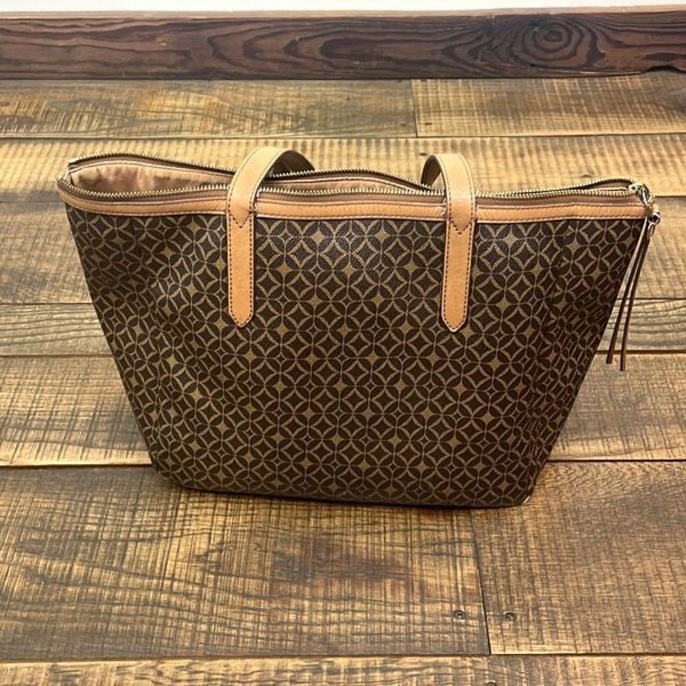 Fossil Signature Print Shopper Tote Bag